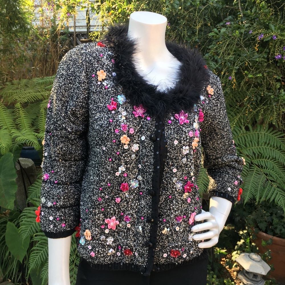 BARAK Embellished Cropped Cardigan w/Boa Collar